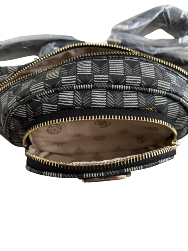 Banano Negro con diseño Guess - Imagen 4
