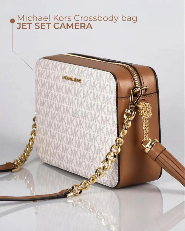 Dos tonos, un solo estilo ✨ 
La elegancia de Michael Kors se adapta a cada momento.
#cartera #mk #girl #santiago #fyp #carterasmichaelkors